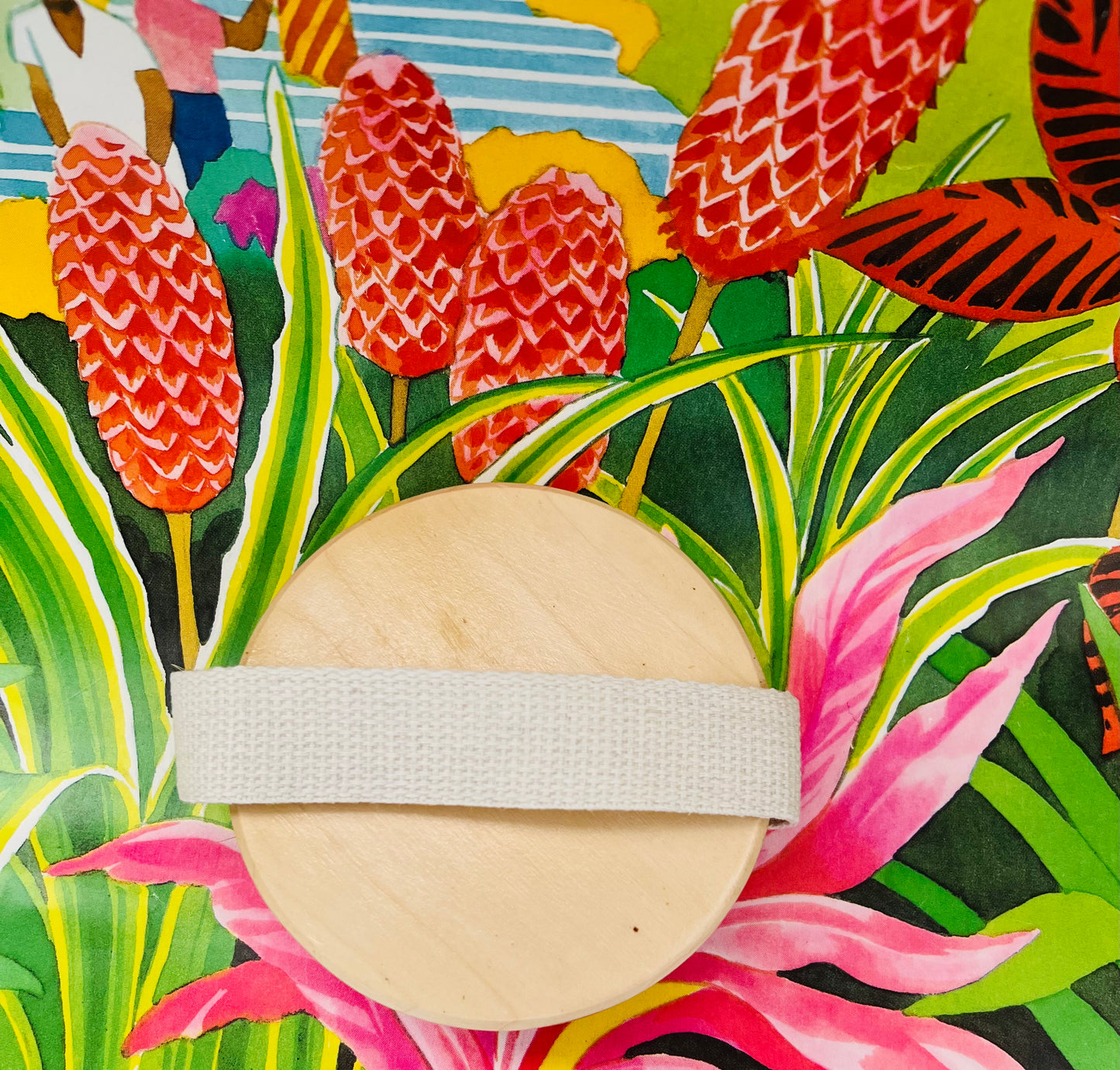🌱 Brosse exfoliante en bois de bambou – Rituel Spa Kemeho